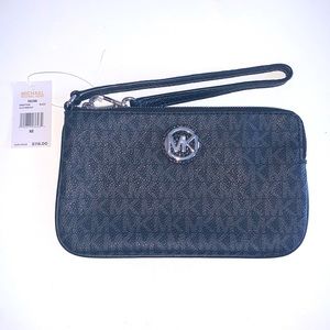 Michael Kors Fulton wristlet